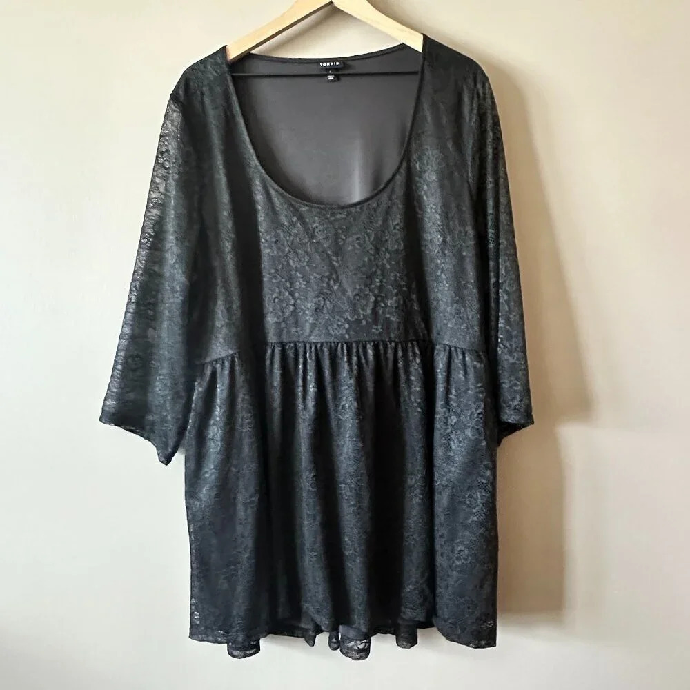 Women's Plus 3 Torrid Black Lace Fluted 3/4 Sleeve Pockets Dress Round Neck - Picture 2 of 8